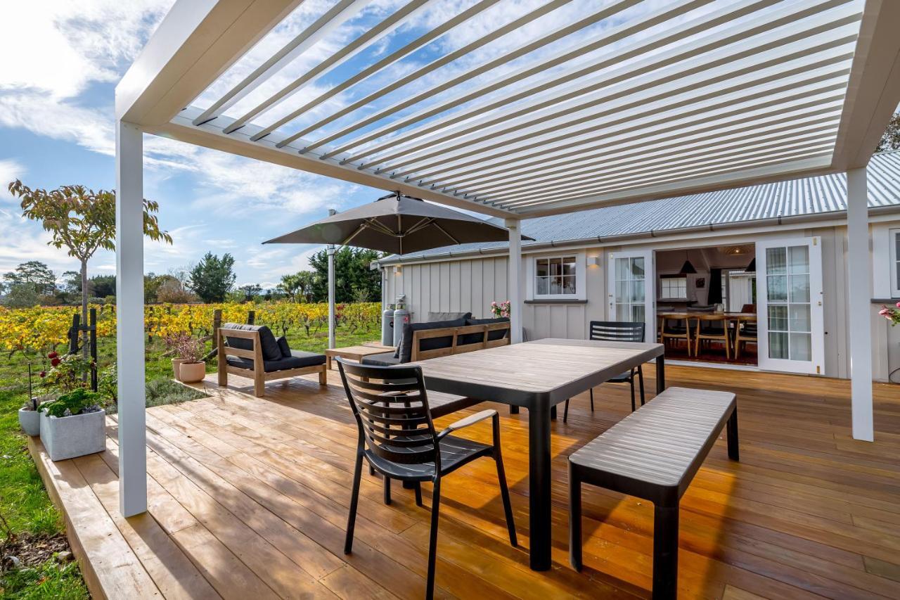 The Wine Shed Villa Martinborough Exterior photo